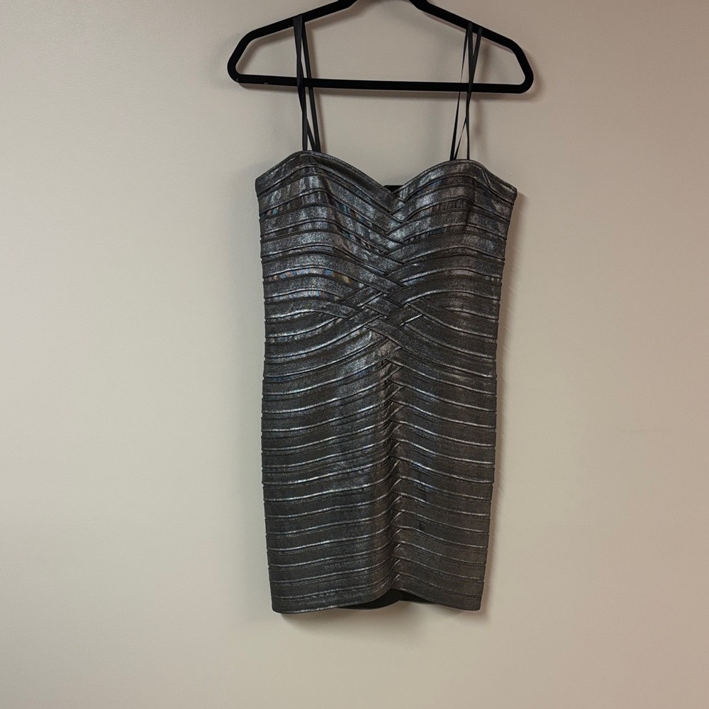 BCBGMaxAzria Metallic Silver Strapless Bandage Mini Dress โจ New with Minor Flaw - Picture 3 of 11